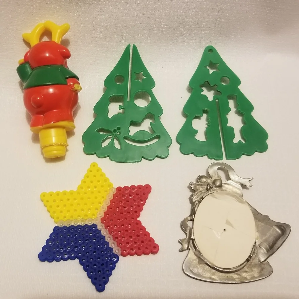 Quirky group lot of Christmas ornaments
